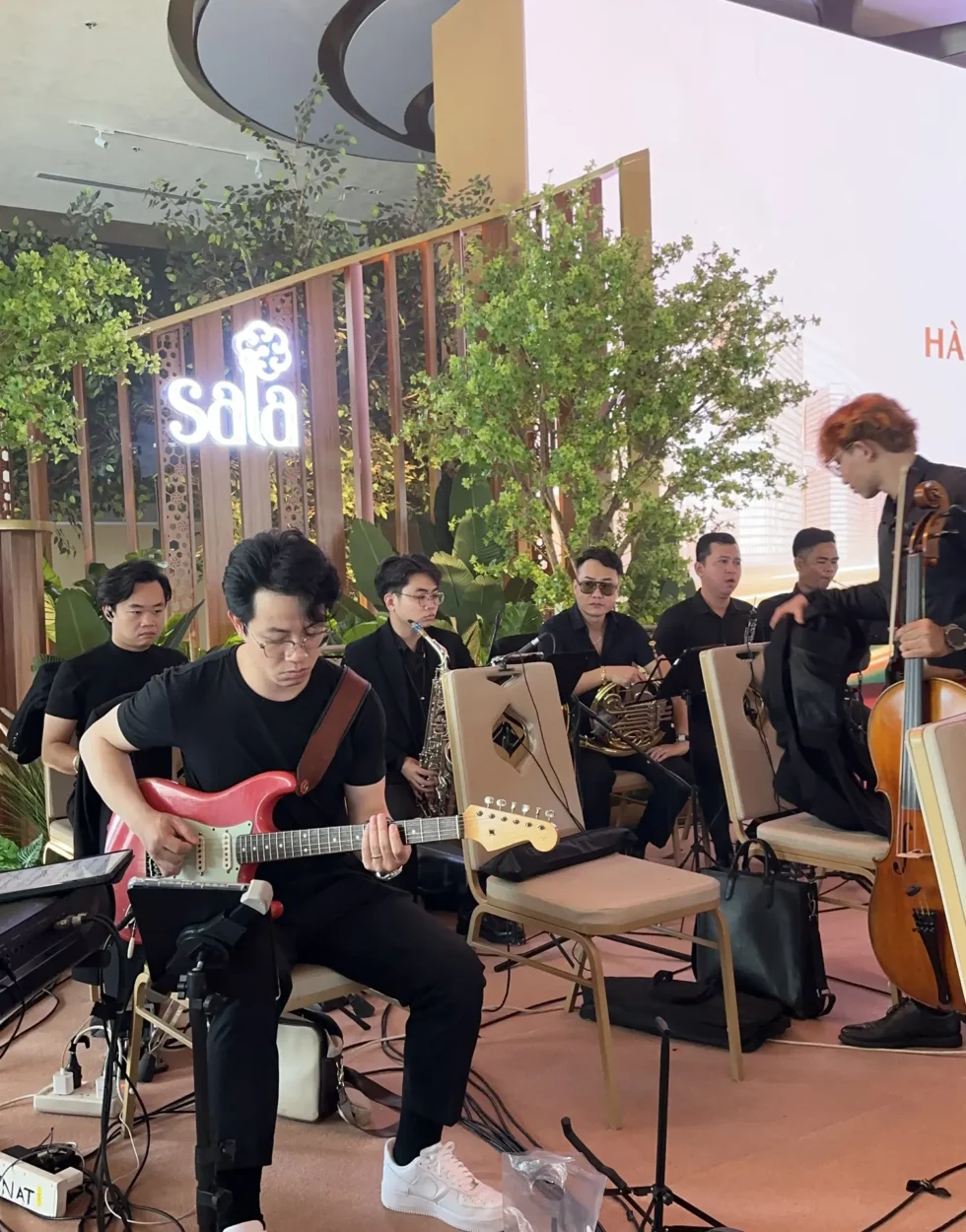 Acoustic Band